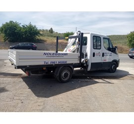 Iveco Daily 35S11 doppia Cabina con Gru Bonofiglioli P2300 L