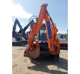 Terna Fiat-Hitachi FB200