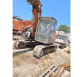 Escavatore Hitachi ZX135 UST-3