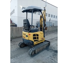 Miniescavatore New Holland E18SR