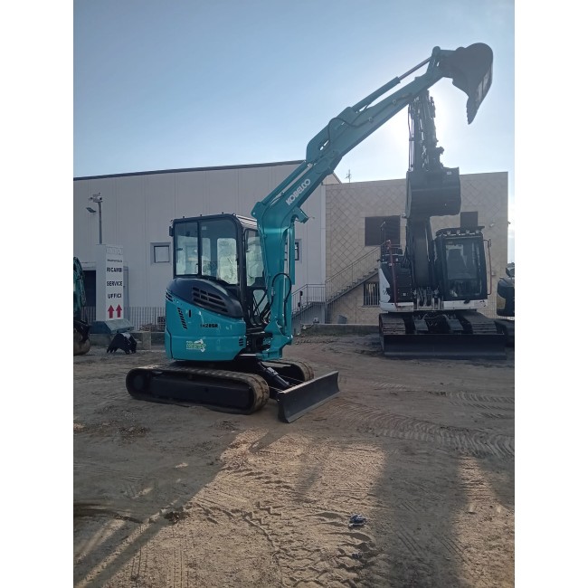 Miniescavatore Kobelco SK28 SR