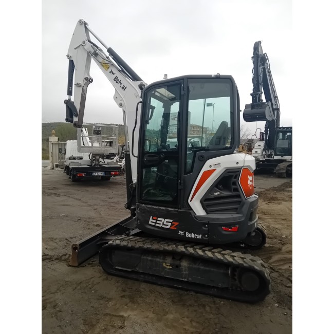 Miniescavatore Bobcat E35Z